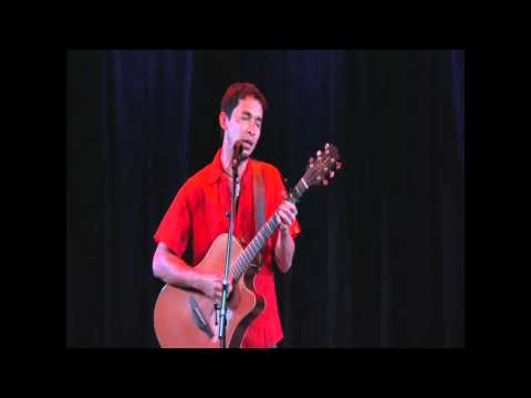 " 'Ahulili ", Performed By Makana, Live In Concert