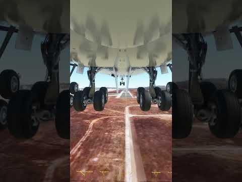Boeing 747-8 Landing