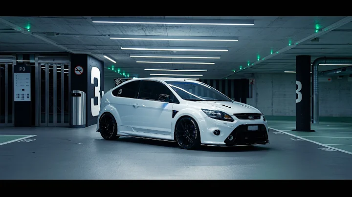FORD FOCUS RS MK2 spitting flames | 4K