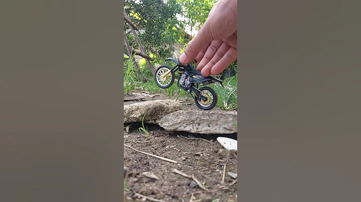 Dirt bike finger toys | diecast motorcross 1/18 moto de miniatura #dirtbike #motorcross #shorts