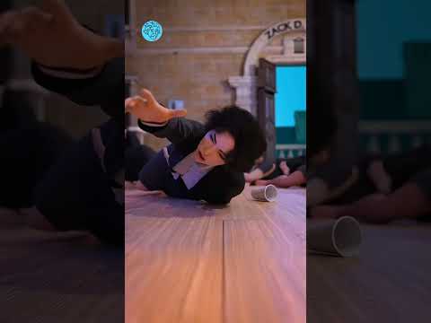 ق تل موظفين البنك لسرقته معلومات انشتاين معلومات العراق الجزائر السعودية مصر سوريا ترند