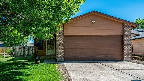 Patti Berens presents 4750 Hennings Drive Colorado...