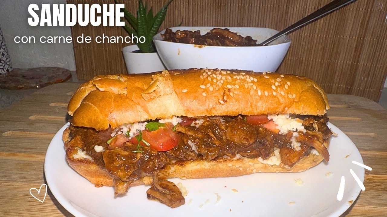 Sanduche de Carne de Chancho (Pulled pork)