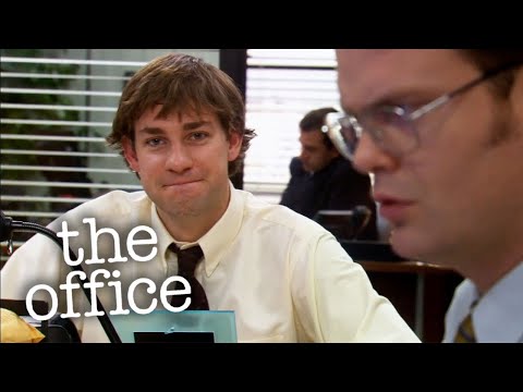 Dwight-Thinks-it's-Friday---The-Office-US