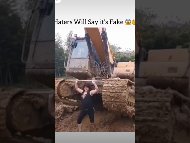 Girl lifting JCB 🔥. ( girls reaction)