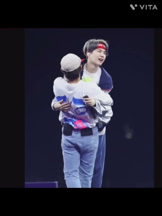 others member with suga 🤣vs suga with jimin 💜 #bts #youtubeshorts #friendship #shorts