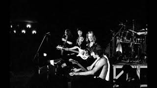 Paul McCartney &amp; Wings - Go Now (Live In Newcastle 1973)