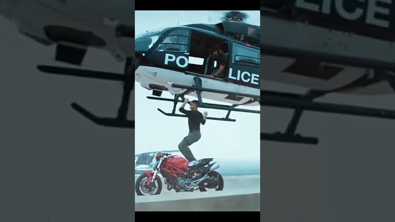 Akshay Kumar Entry With Helicopter Sooryavanshi 