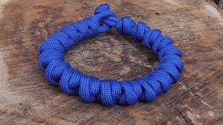 Prayer Bead Pracord Bracelet (Music Version)
Instructions for how to tie a prayer bead paracord survival bracelet with no buckle in this easy step by step DIY video tutorial. This unique 550 cord bracelet is tied with a simple loop and toggle knot closure.
Constructed using double connection knots (two strand Matthew Walker knots).
Demonstration bracelet: 20cm or 8 inches
Materials used: one 250cm (98 inches) 550 parachute cord.
*********************************************************************
I would love to see your knotted creations. Feel free to join and post up at the WhyKnot facebook group. https://www.facebook.com/groups/798406973670243
-~-~~-~~~-~~-~-
Splicing three strand rope is easier than you think. learn how in my most popular video.
https://www.youtube.com/watch?v=QeYBkMCQ8WY
-~-~~-~~~-~~-~- Prayer Bead Pracord Bracelet (Music Version)