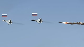 Download Lagu Angstaanjagend moment! Oekraïense raket vernietigt Russische Su-35, waarbij twee piloten omkomen MP3 Download Lagu Angstaanjagend moment! Oekraïense raket vernietigt Russische Su-35, waarbij twee piloten omkomen MP3