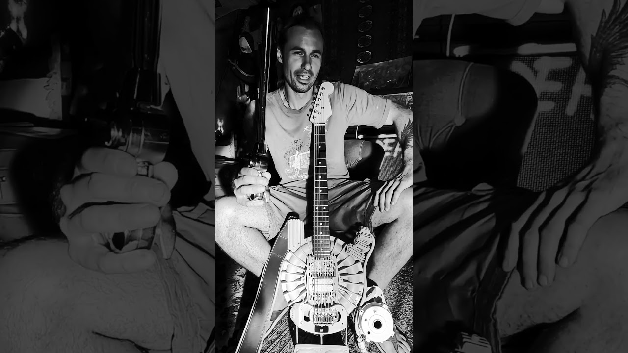 Introducing the Guitar from 2089' 