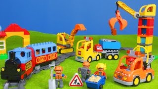 Bagger, Lastwagen, Züge, Kran & Spielzeugautos | LEGO DUPLO Construction Baustelle für Kinder