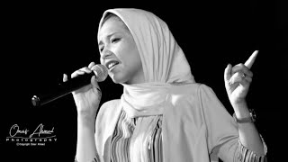 النص الذي أبكي جمهور أسيوط للشاعرة اميرة البيلي سمعها