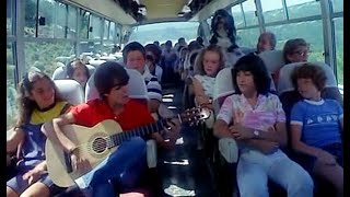 Video thumbnail of "Parchís - Bien, bien, bravo (La tercera guerra de los niños - Las locuras de Parchís, 1982)"