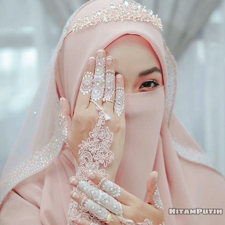 Story WA Anna Uhibbuka Fillah