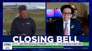 Tom Lee Sees a Market Shift Coming Later This Year