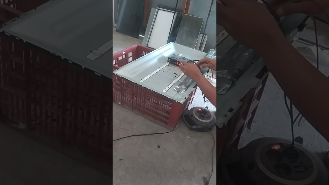 ganti lampu BL panasonic 