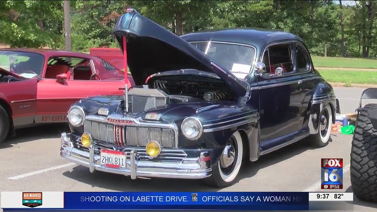 Classic cars descend on West Little Rock for A-State Corvette