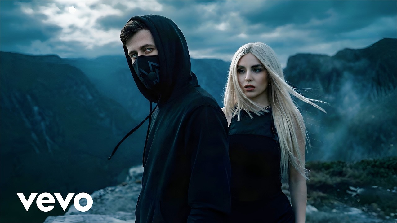 Alan Walker &Ava Max Style, The 39th Parallel – NIGHTMARE (Official Lyrics Video)