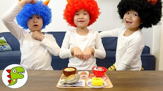 レオくんが朝ごはん食べてみた！ トイキッズ by Toy Kids★トイキッズ 56,186 views 2 weeks ago 8 minutes, 18 seconds