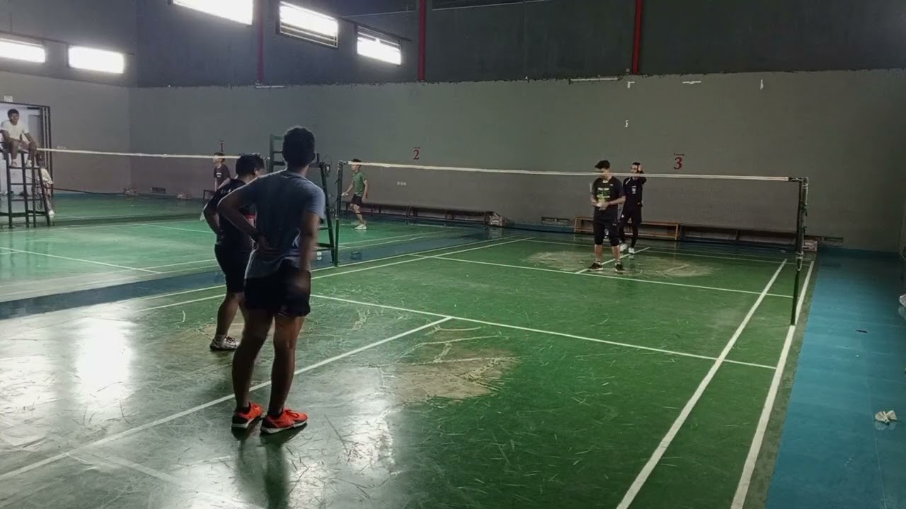 Badminfun 08/11/25 Yoga Uzi Vs Rivan Ari