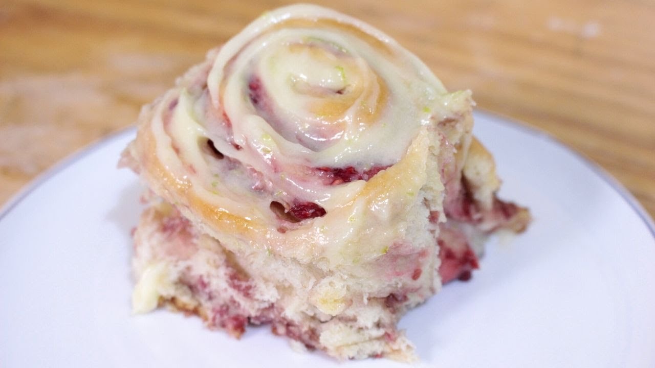 ROLES DE FRAMBUESA GLASEADOS | ALE DE NAVA