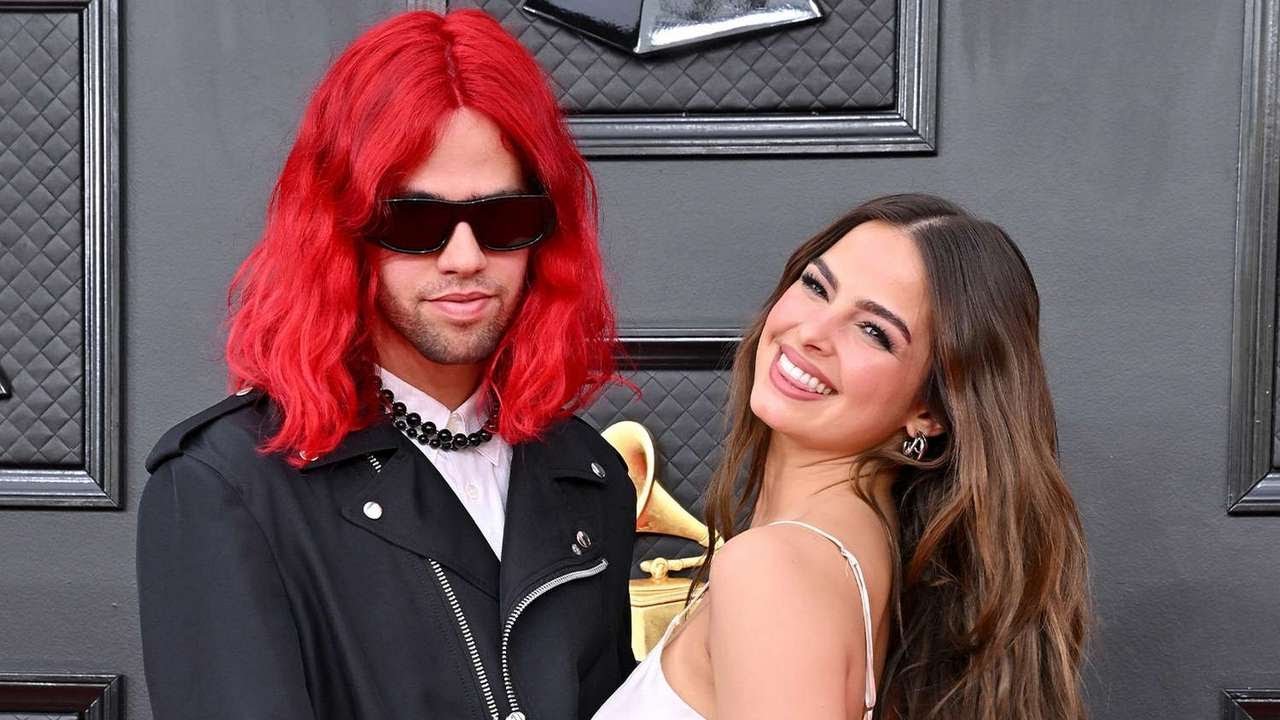 Подробное, несколько драматичное, исследование истории отношений Аддисон Рэй