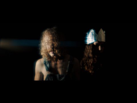 Low - Hey (Official Video)