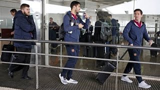 Fc barcelona are on the ground in london. team met early monday
morning at ciutat esportiva joan gamper before heading to barcelona-el
prat airport, ...