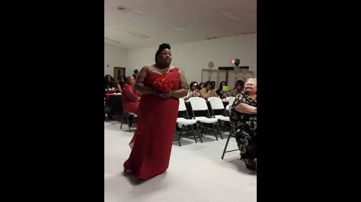 Jennifer Edens [Etta Jen] singing "At Last" by Ett...