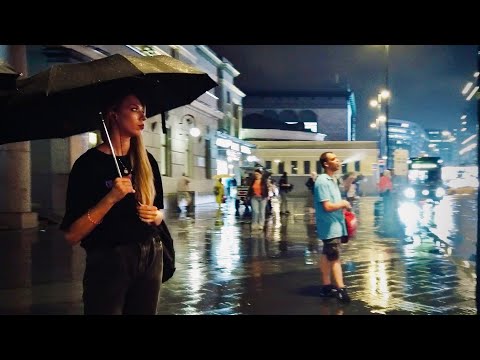 Video: Kyivsky Railway Station Square: história a poloha