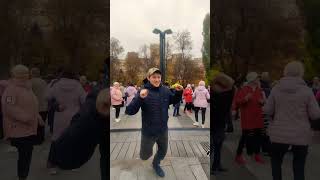 Танцы с Шахедами Роня пляшет с Бабушкой в Харькове #зсу #україна #прикол #славазсу