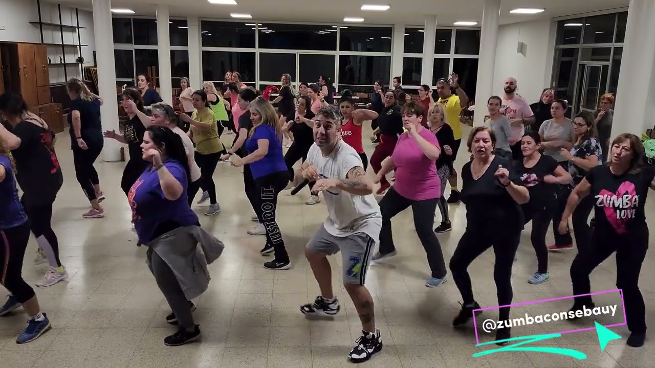 Después de la playa - Bad Bunny ZUMBA @zumbaconsebauy