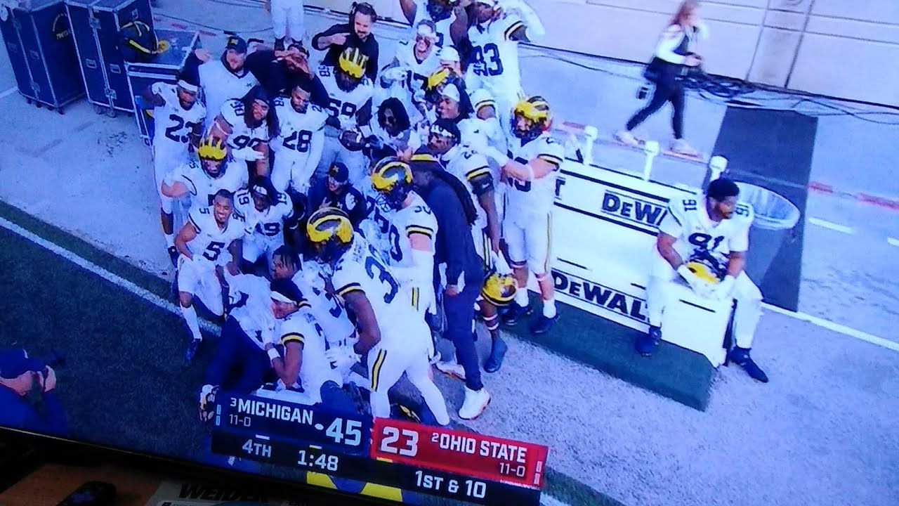 Michigan fans react to Michigan dominating against Ohio State in