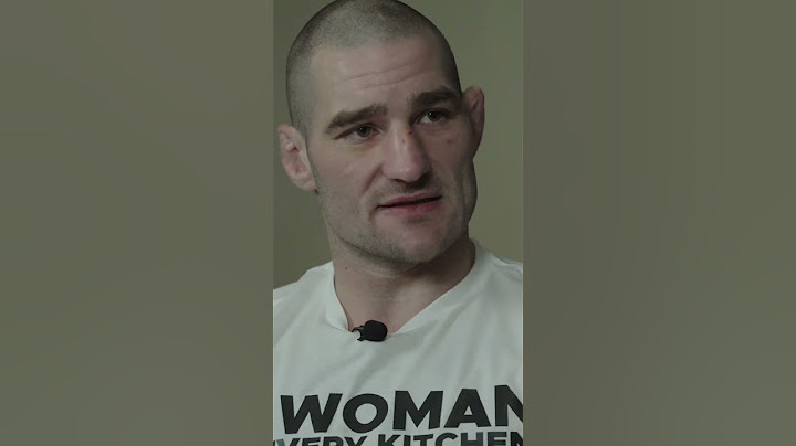 Strickland sees Du Plessis as a tougher fight than Adesanya