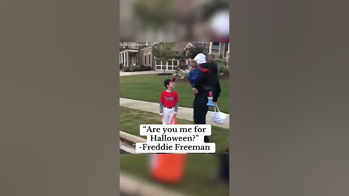 When Freddie Freeman found a kid dressed up as him for Halloween 🙌🎃  (via chelseafreeman/TT) #shorts