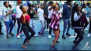 NUMBER ONE _Joeboy\\The Move 26\\ how they nailed it #dance #shorts #viral #music#youtubeshorts #fypシ Resimi