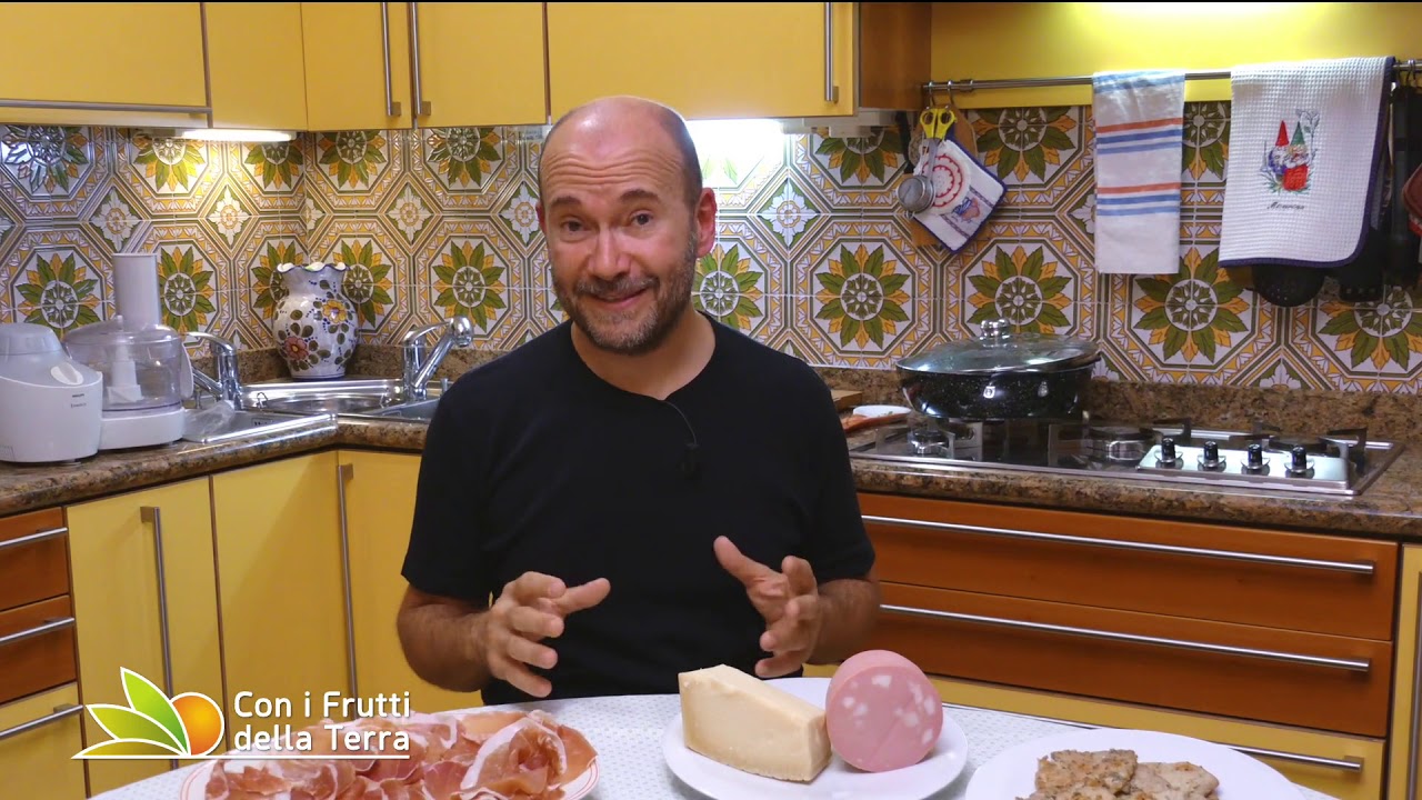 Prepariamo insieme i veri tortellini bolognesi