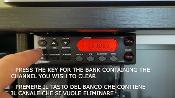Uniden UBC355CLT: Deleting a programmed channel - Eliminare un canale programmato