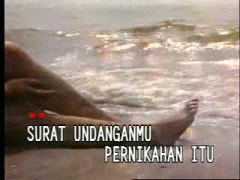 poppy mercury - surat undangan