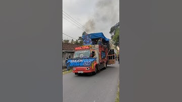 sound horeg naik truck canter model lawas