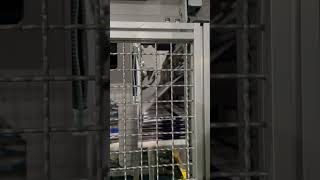 20240709 1模2穴前後模程式修改完成試車中正常
