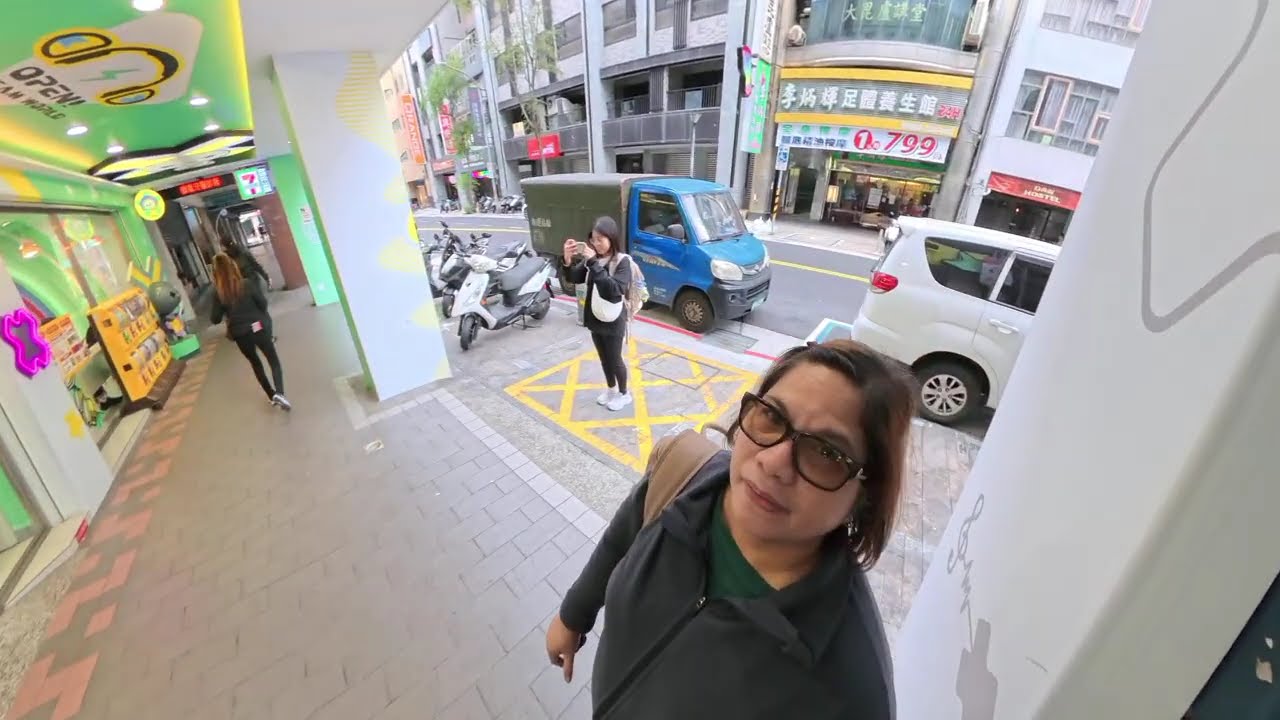 Thess's Taiwan Trip   First Day