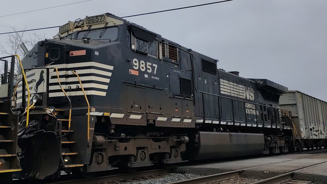 NS 4133 with NS 9857 trailing! Rocky Ridge, OH 2/21/26