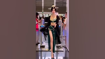 👠Stunning Traditional Cosplay Perfection Look Turns Heads At Event LIVE #cosplay​ #fashion​ #shorts​