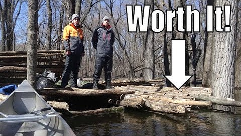 BUSHCRAFT TREE HOUSE OVERNIGHT DURING FLOOD - Hammock Camping - Grill Out - Canoeing Frozen River