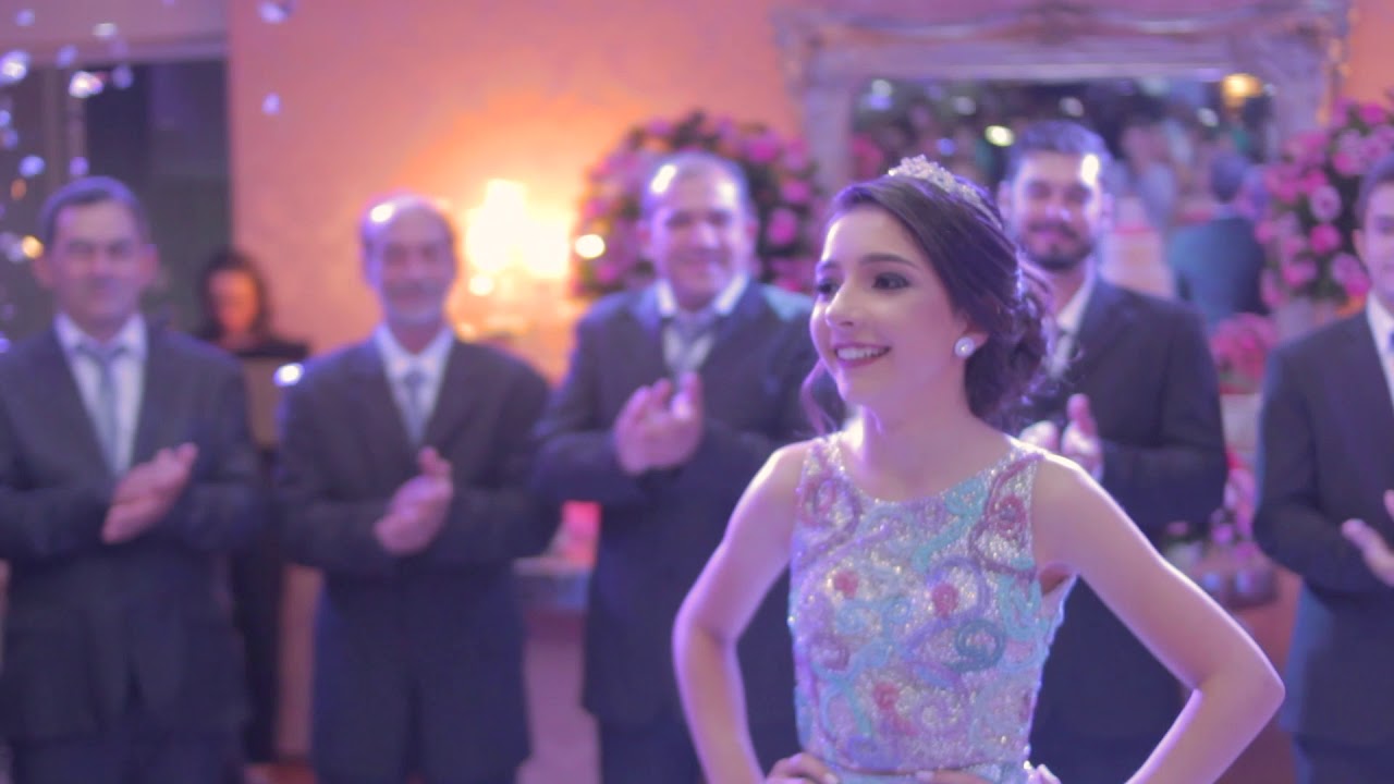 Linda festa de debutante | Same Day Edit 