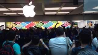 Inauguração da Apple Store Village Mall.... #riodejaneiro #applevillagemall