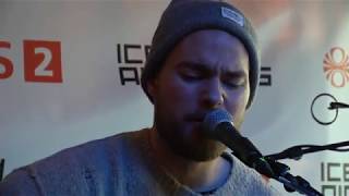 Video thumbnail of "Ásgeir - Þennan dag (Iceland Airwaves 2017: Rás 2 - Akureyri Backpackers)"