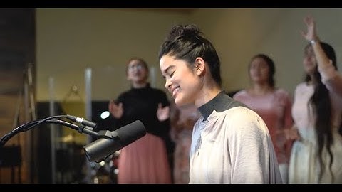 Thumbnail of “Él Siempre Reina” Original - SARAI & Buena Vida